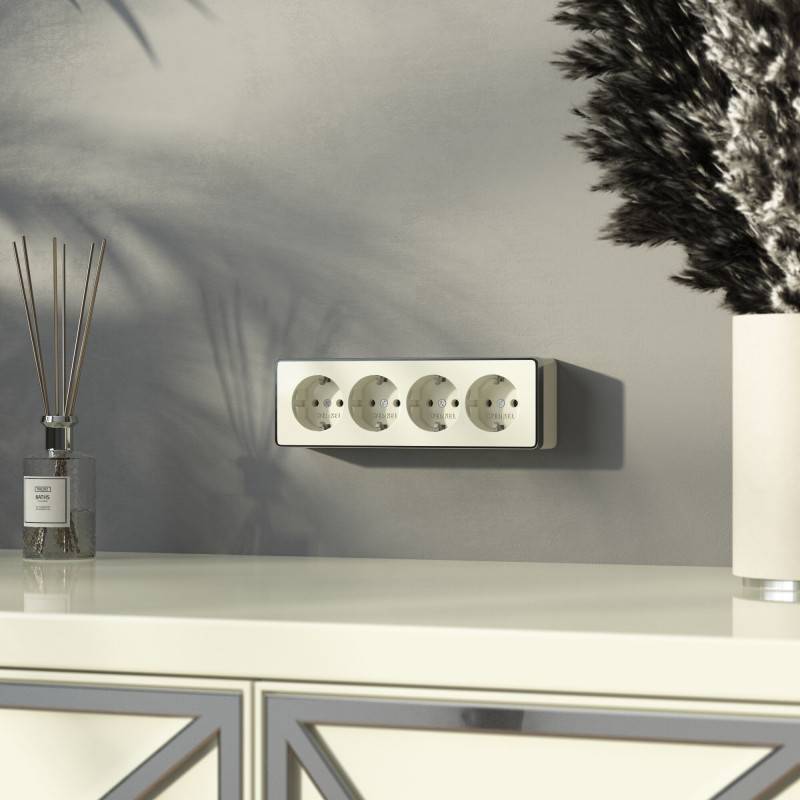 Розетка Werkel W5072204 слоновая кость