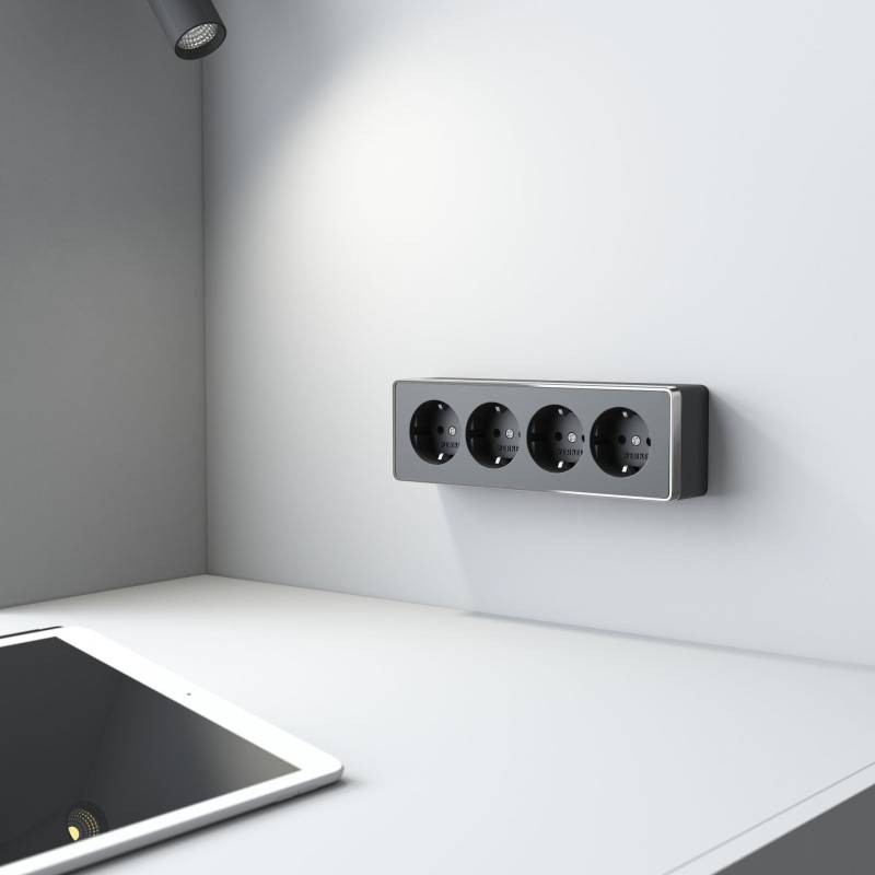 Розетка Werkel W5072258 черный/хром