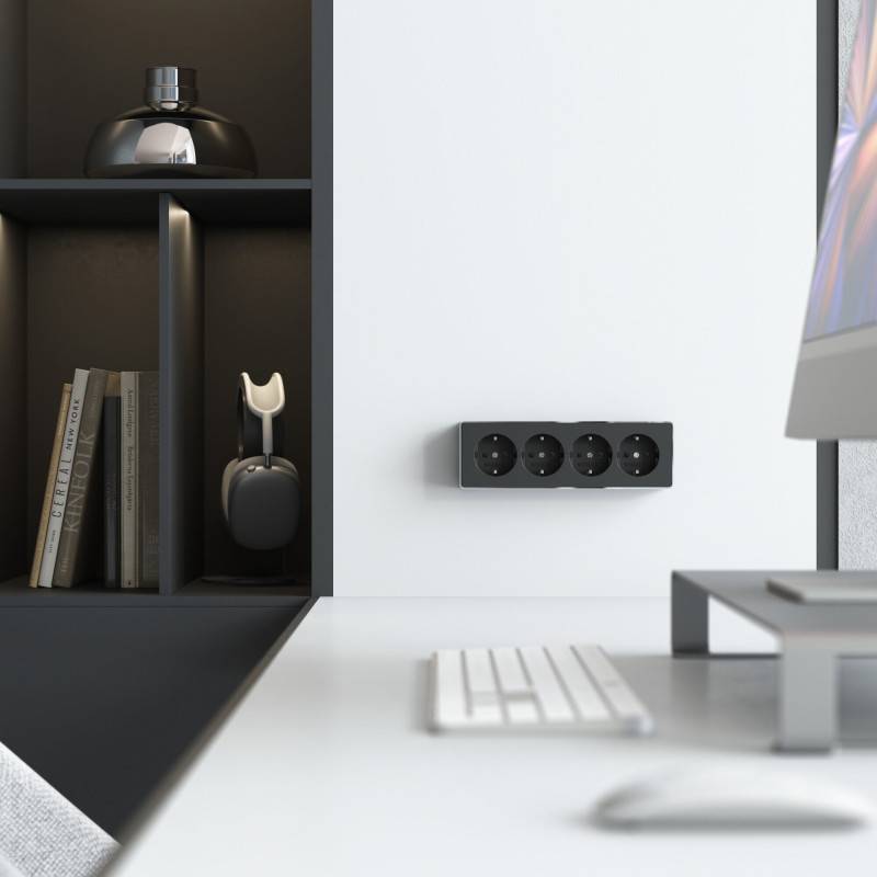 Розетка Werkel W5072258 черный/хром