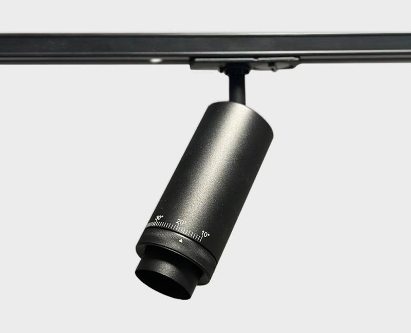 Светильник на шине ITALLINE IT02-021 black 3000K