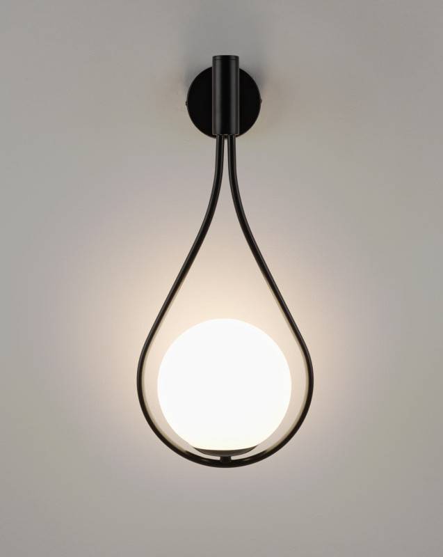 Бра Moderli V11574-1W