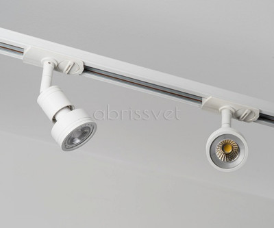 Светильник на шине ITALLINE 8126 black