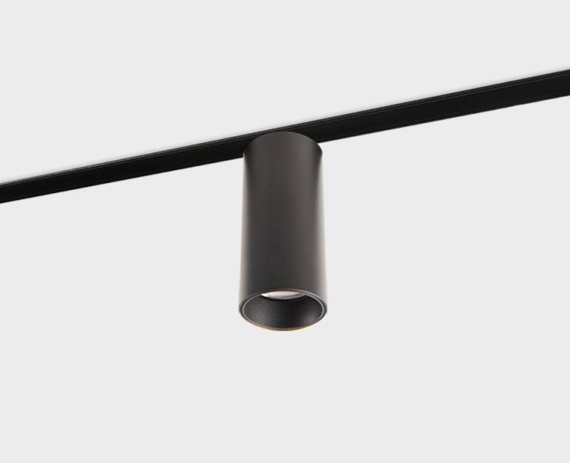 Светильник на шине ITALLINE IT012-5026 black 3000K