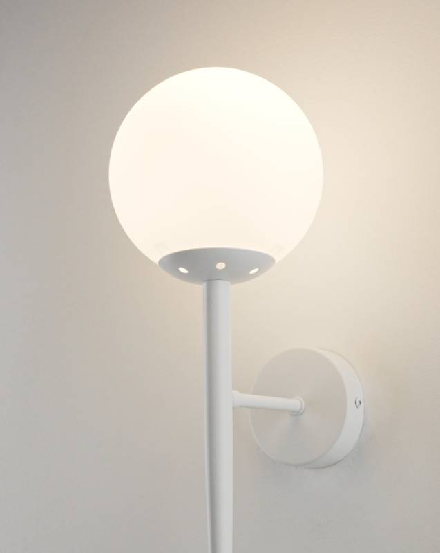 Бра Moderli V11563-1W