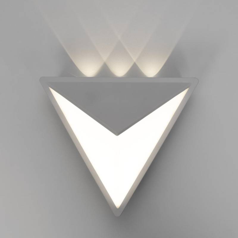 Светильник настенный Citilux CLU0804WH