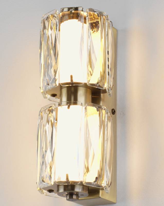 Бра Moderli V11711-WL