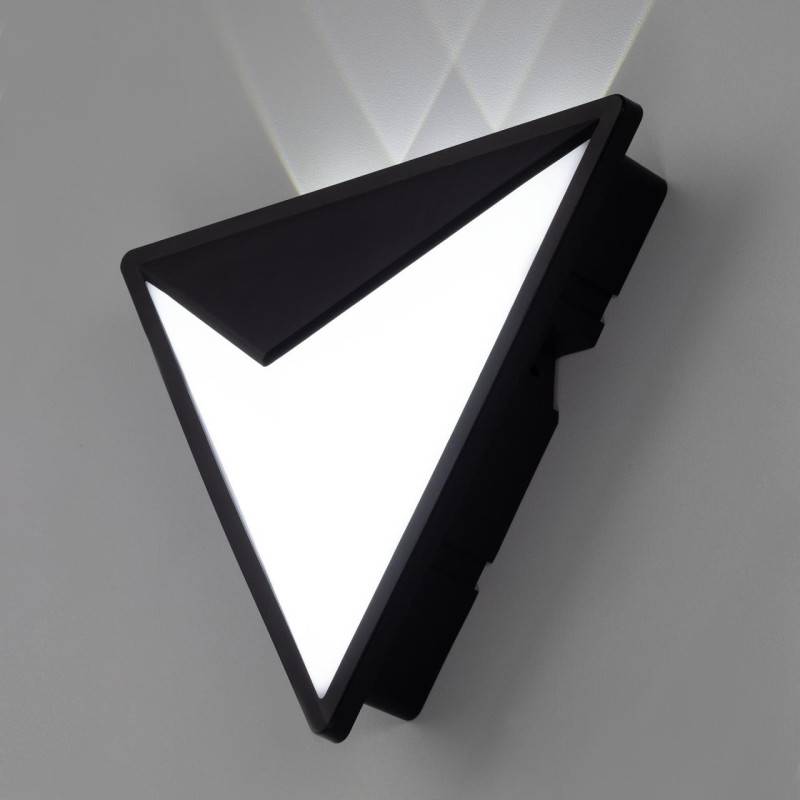 Светильник настенный Citilux CLU0804BK