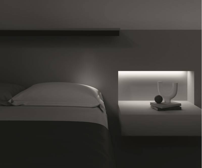 Светильник на шине Maytoni Technical TR100-2-2W3K-S-B