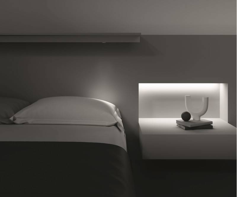 Светильник на шине Maytoni Technical TR100-2-2W4K-S-W