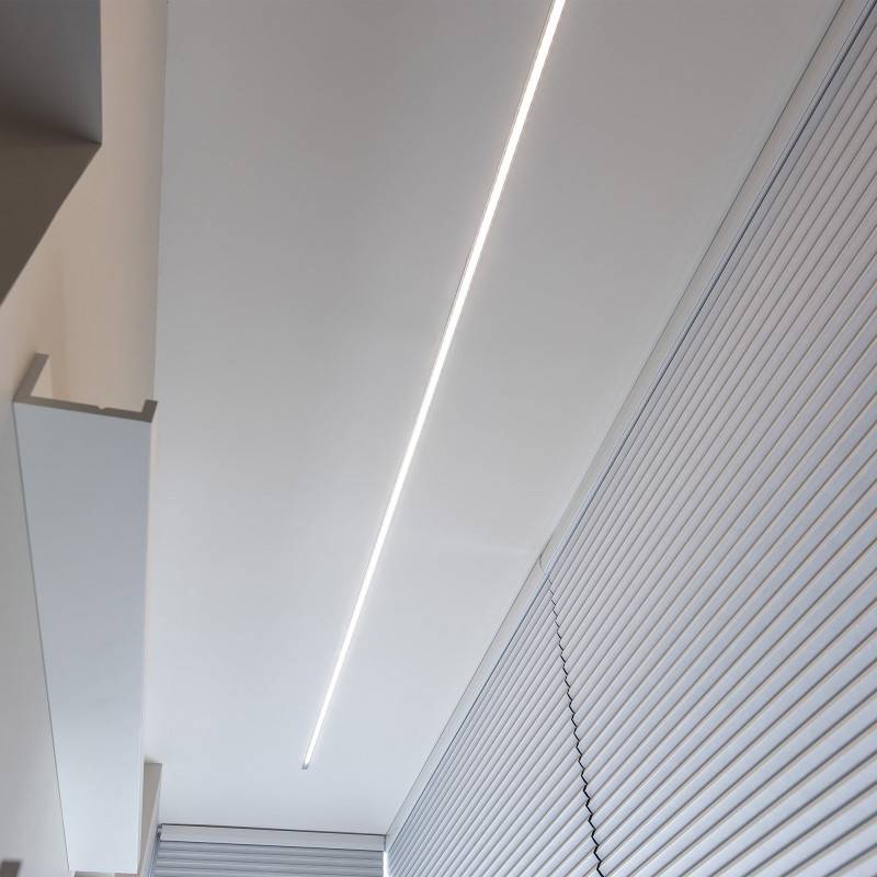 Лента Elektrostandard 5050/60 LED 14.4W IP20 [белая подложка] теплый бел