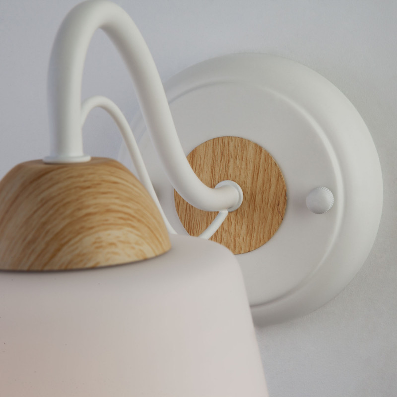 Бра Eurosvet 70062/1 белый