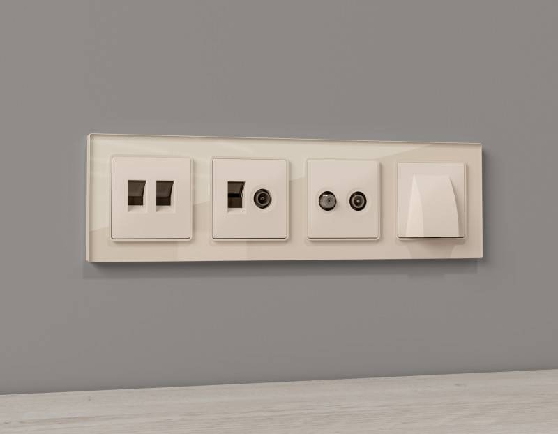 Розетка Ambrella Volt MA332110