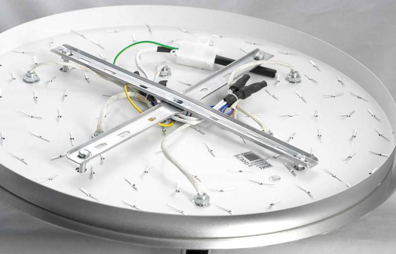 Накладная люстра Lussole LSA-5603-07