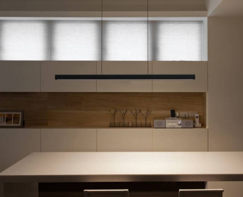 Линейный светильник ITALLINE IT013-6021 black 3000K