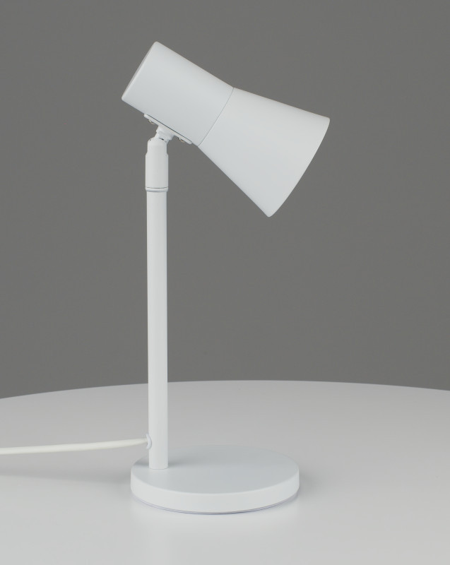 Настольная лампа Moderli V11324-1T