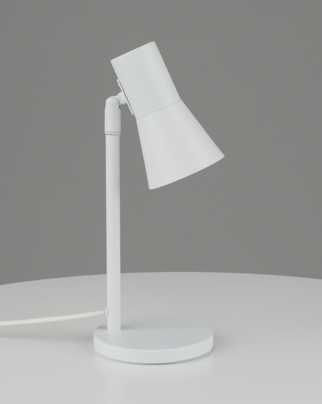 Настольная лампа Moderli V11324-1T