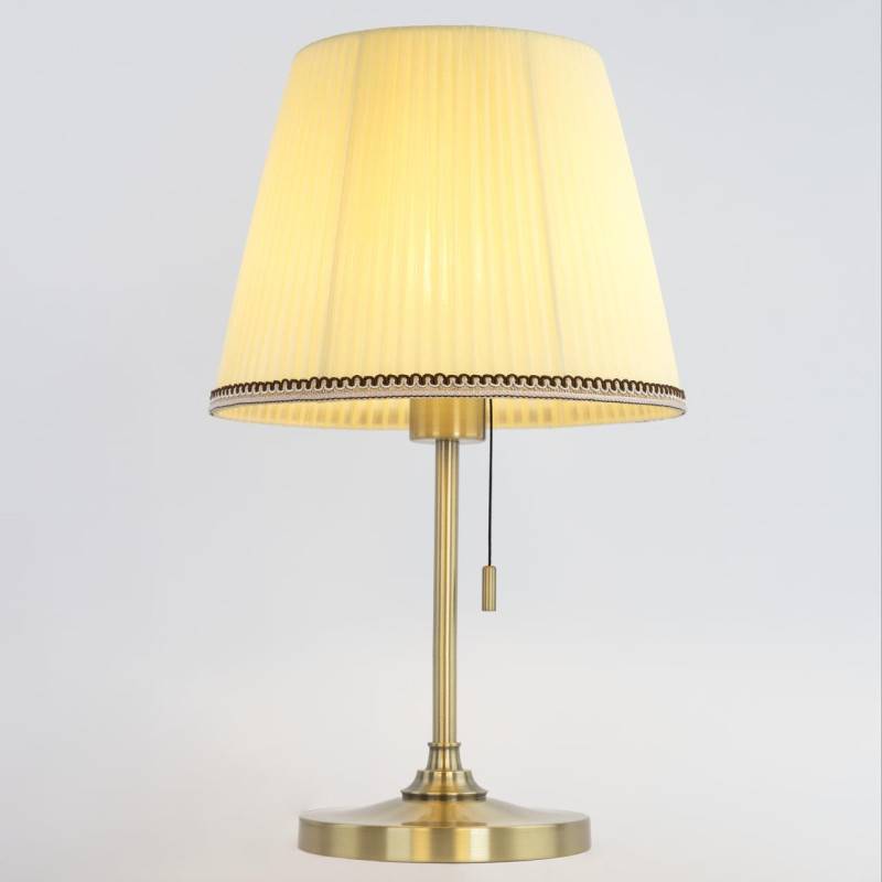 Настольная лампа Citilux CL402733