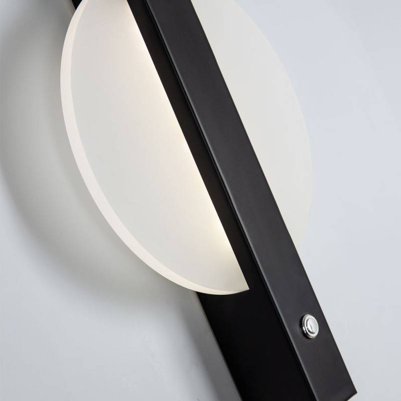 Бра LED4U L2230-300 BK