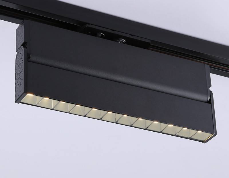 Светильник на шине Ambrella Light GL6817