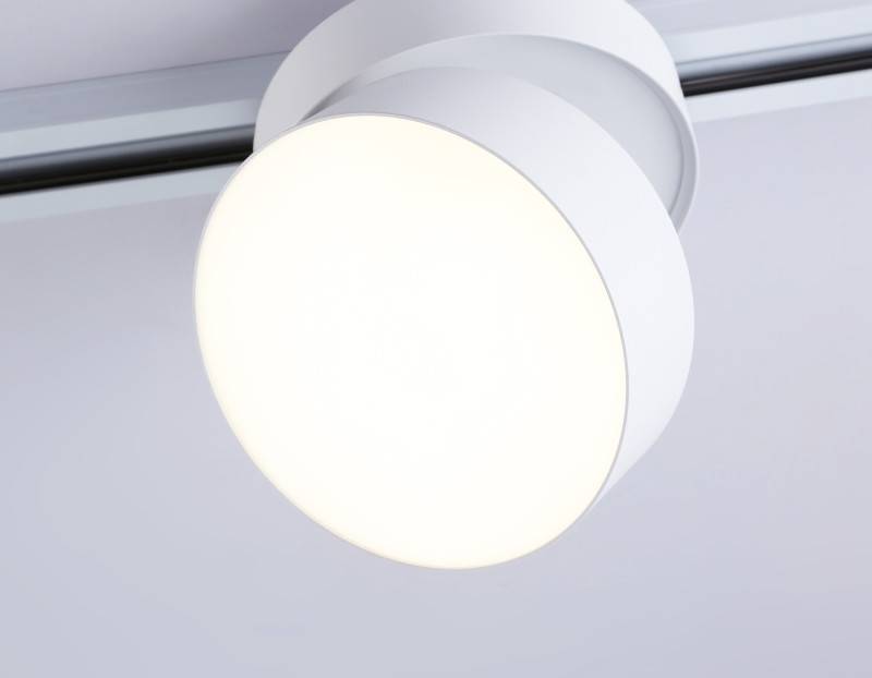 Светильник на шине Ambrella Light GL6872