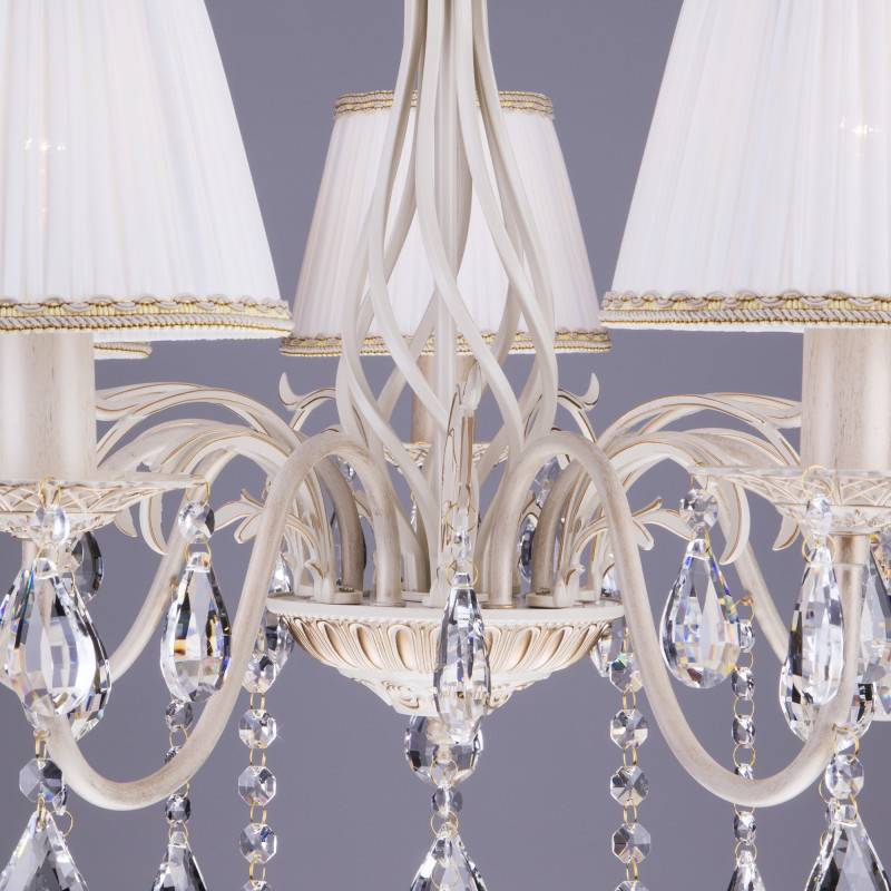 Подвесная люстра Eurosvet 3637/7 белый с золотом/прозрачный хрусталь Strotsk